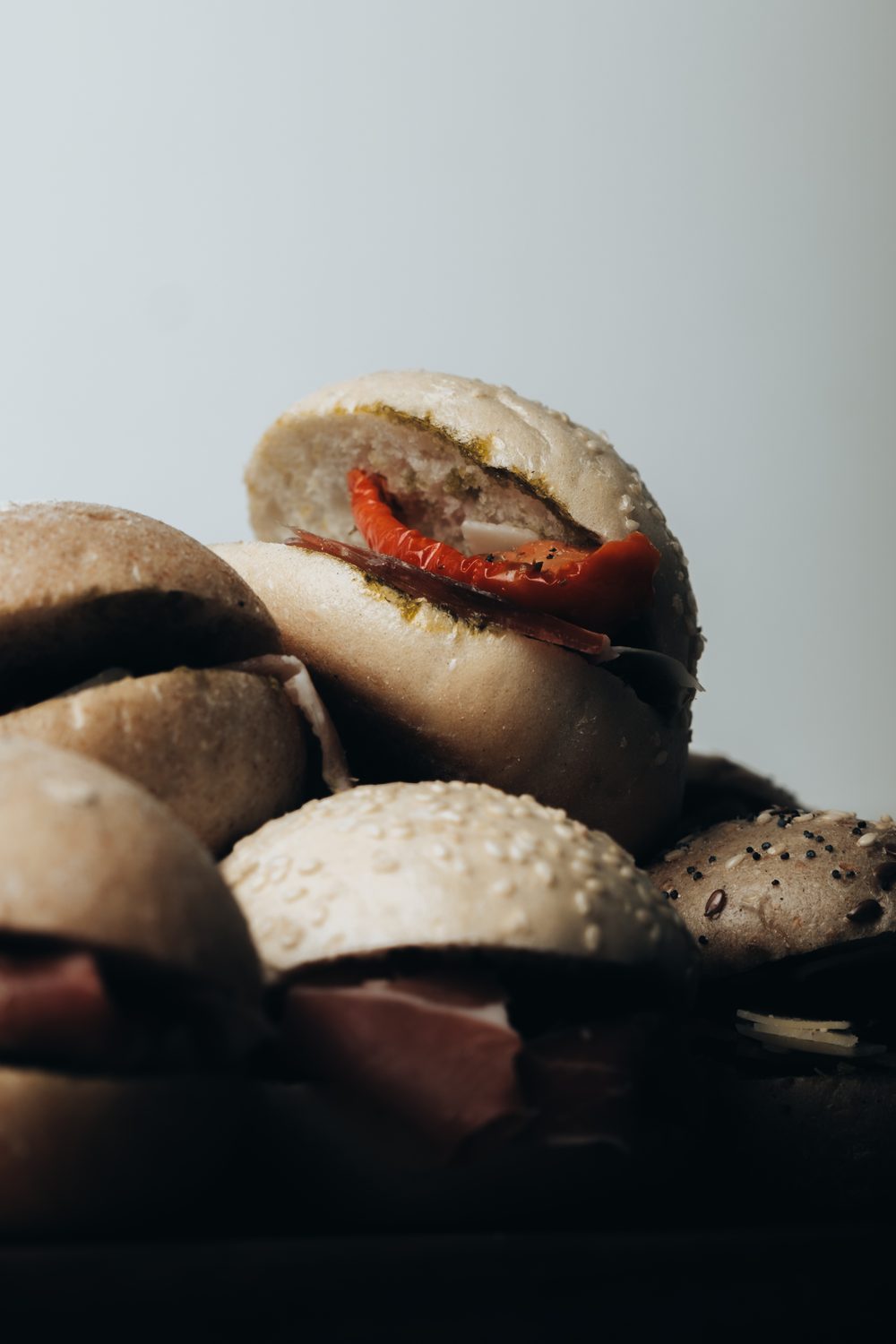 Petits pains garnis, gros plan, sandwicherie Le Repère à Froyennes
